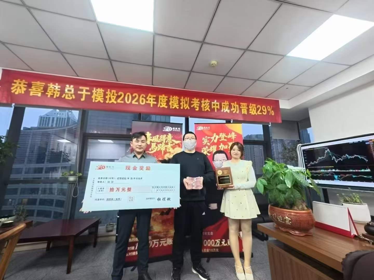 海报图片